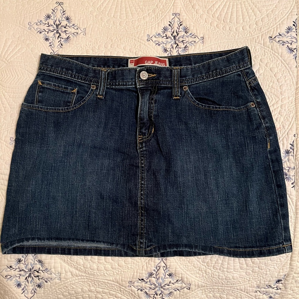 Gap jean skirt